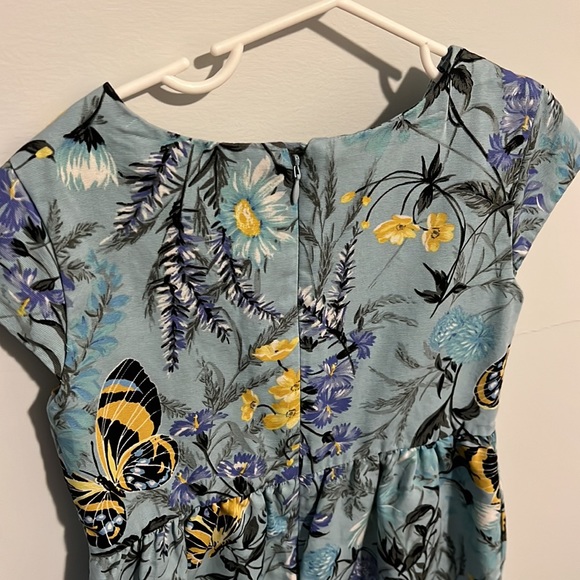 Cutest Gap Flower/Butterfly Dress - Picture 5 of 7